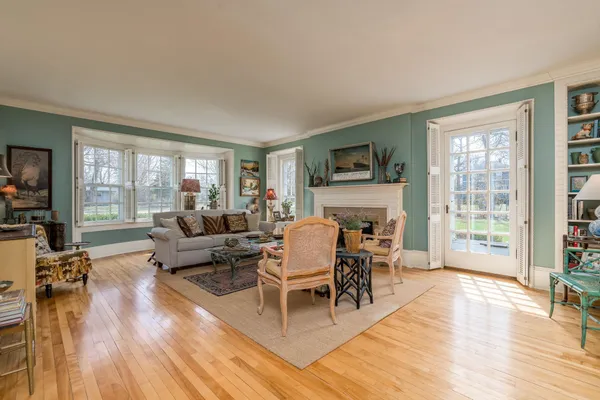 $1,150,000 | 1128 Carney Avenue, Mankato, MN 56001