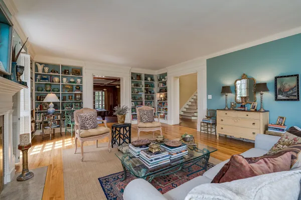 $1,150,000 | 1128 Carney Avenue, Mankato, MN 56001