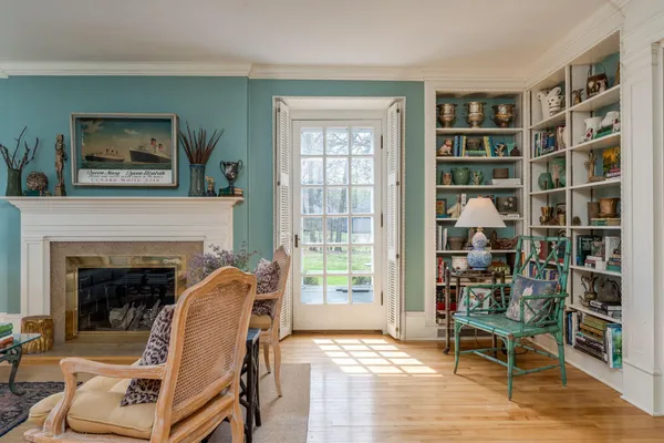 $1,150,000 | 1128 Carney Avenue, Mankato, MN 56001