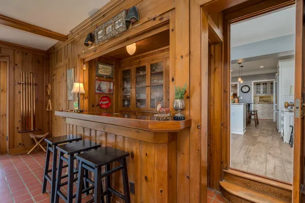 $1,150,000 | 1128 Carney Avenue, Mankato, MN 56001