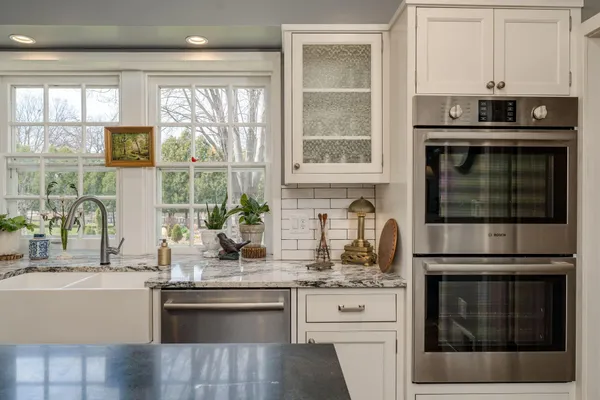 $1,150,000 | 1128 Carney Avenue, Mankato, MN 56001