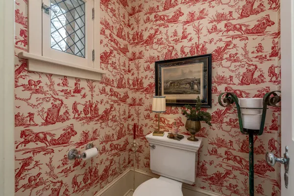 $1,150,000 | 1128 Carney Avenue, Mankato, MN 56001