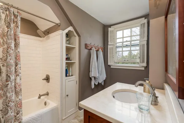 $1,150,000 | 1128 Carney Avenue, Mankato, MN 56001