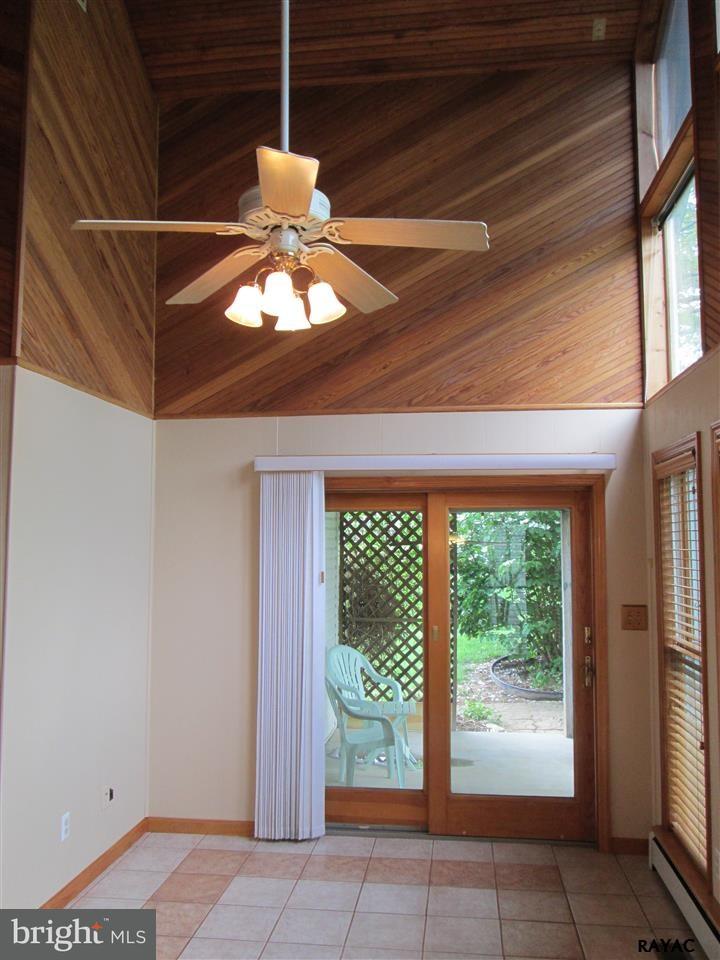 881 Pine Grove Road Hanover, PA 17331 - Photo 24 of 35