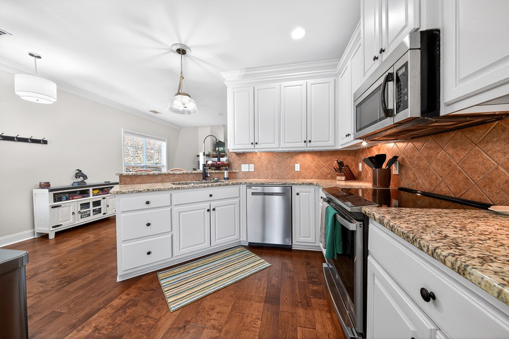 1041 Red Maple Way Columbus, GA 31904 - Photo 8 of 47