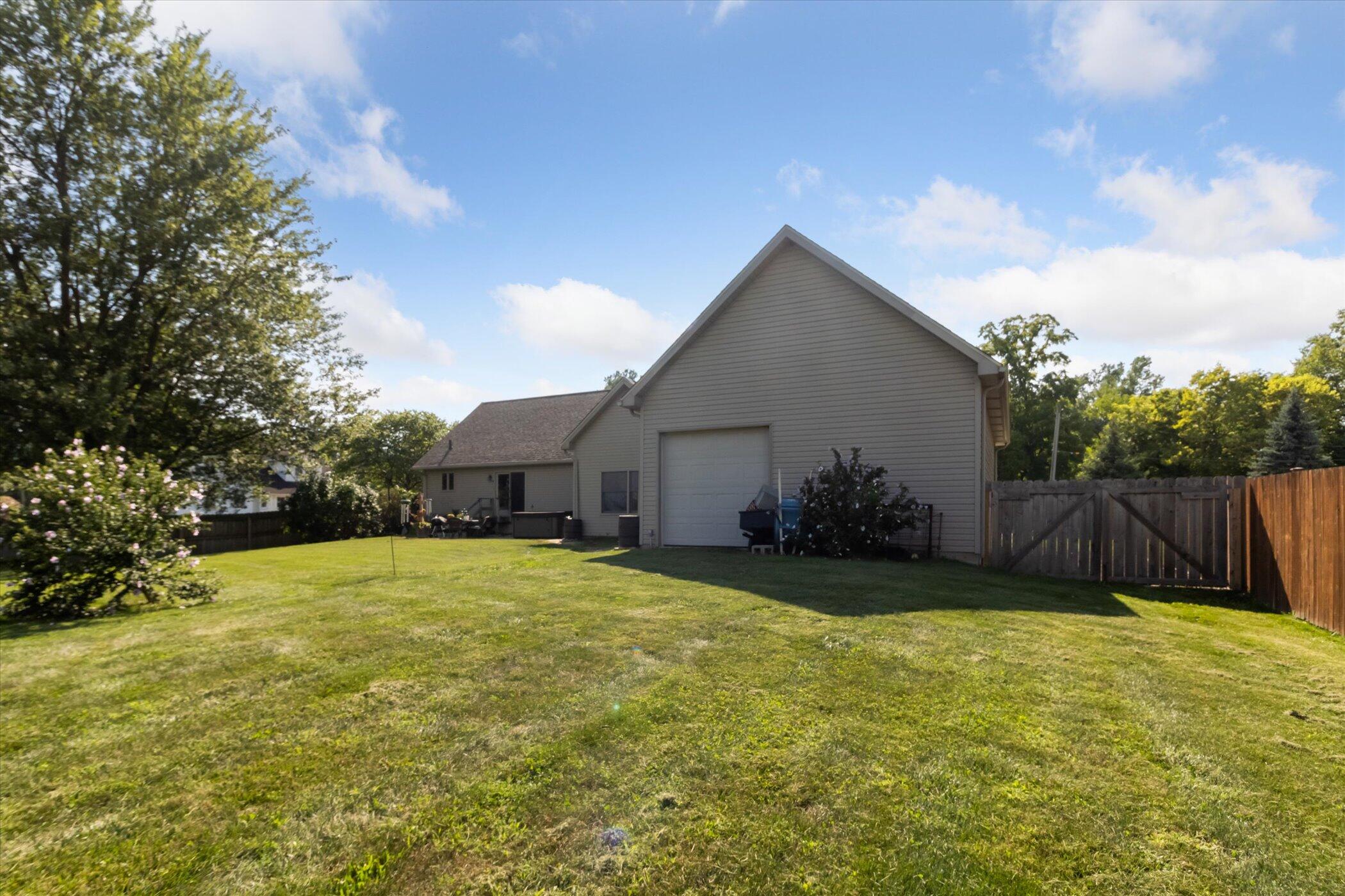 12058 Fessner Road Carleton, MI 48117 - Photo 46 of 58 46-10258-Fessner-Rd-Carleton-MI-48117-Wi