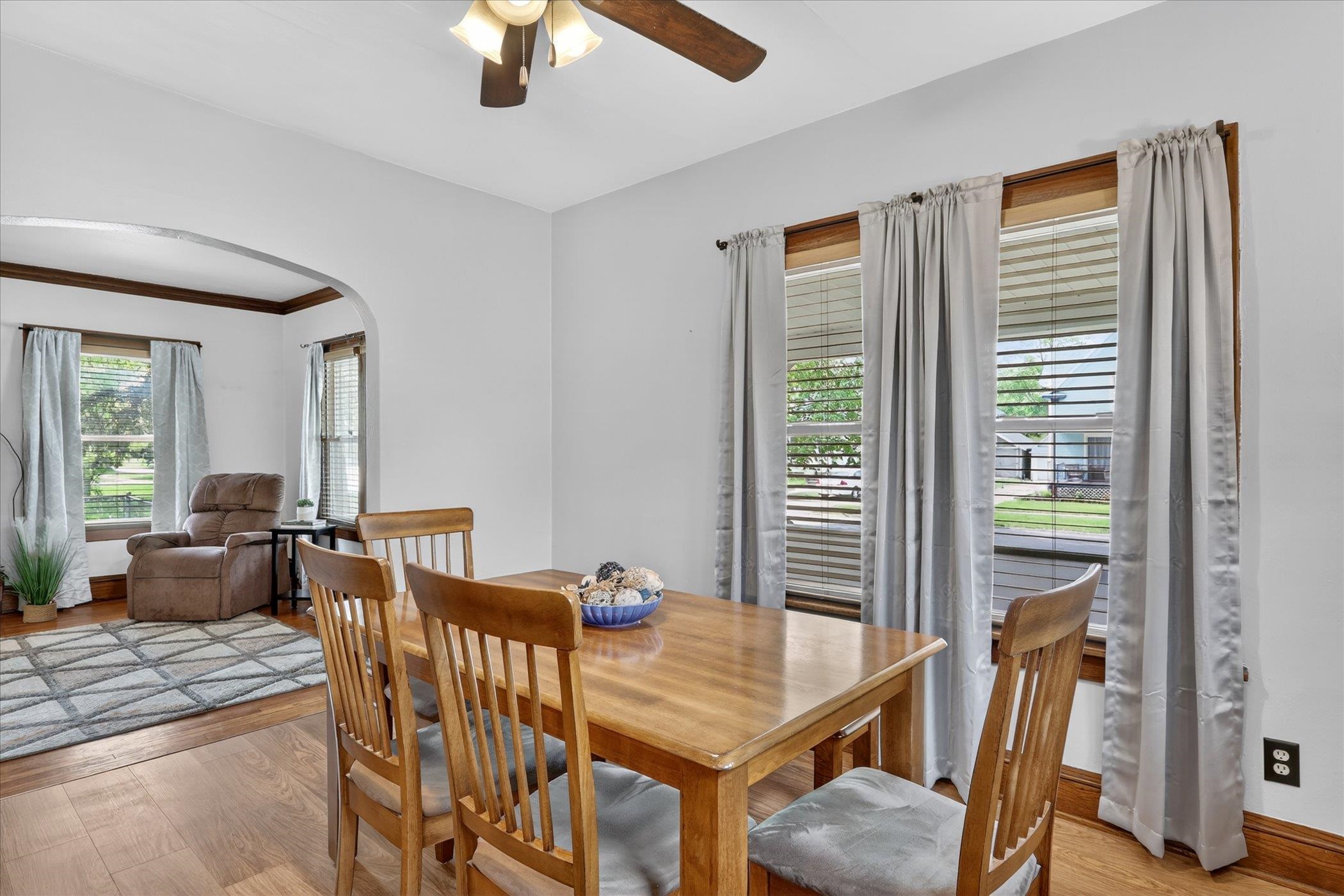 953 Oak Street Beloit, WI 53511 - Photo 11 of 40