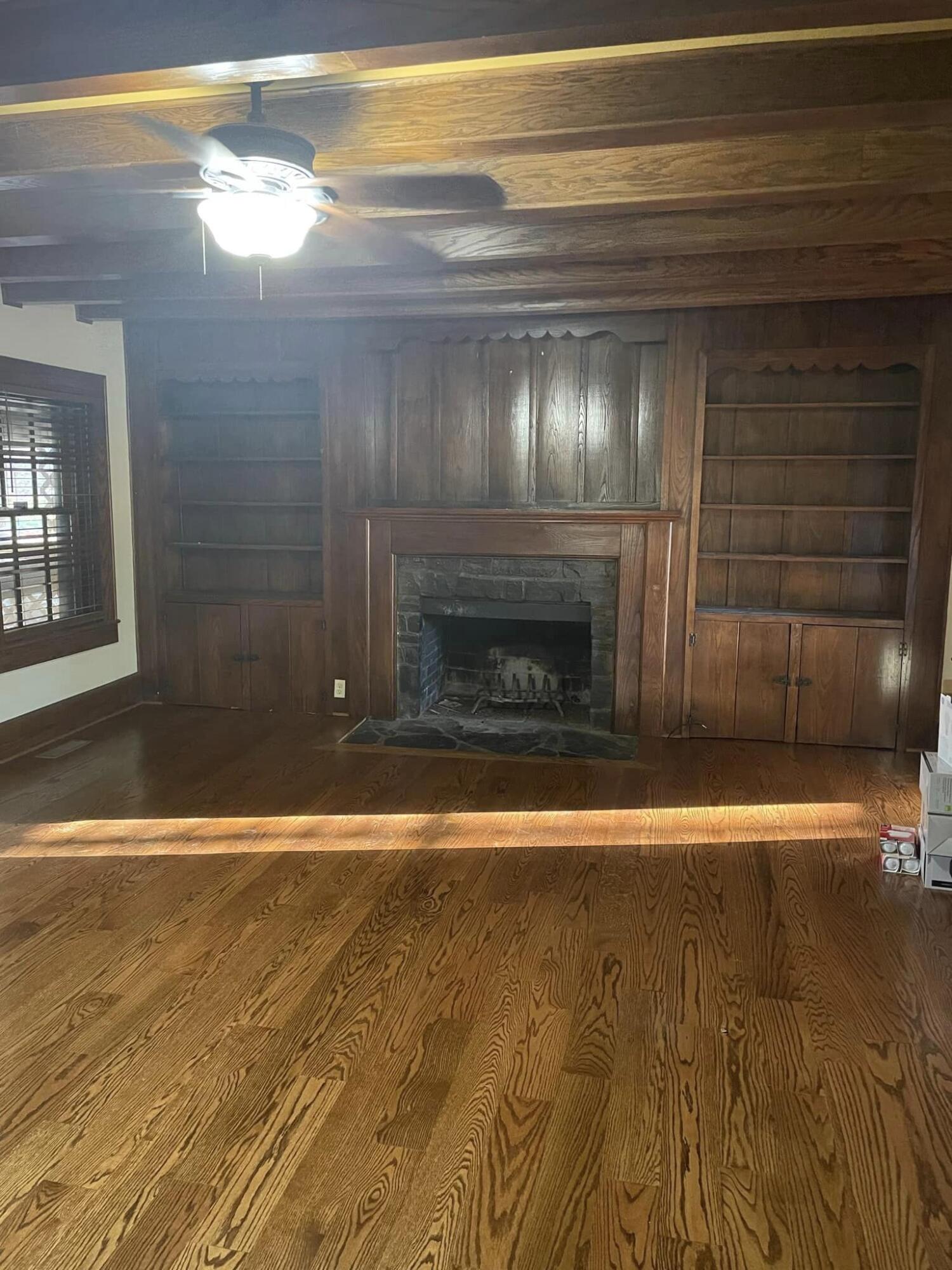 804 Cherokee Road, Unit 3 Johnson City, TN 37604 - Photo 6 of 9 348252273_767223921777476_32380079460690