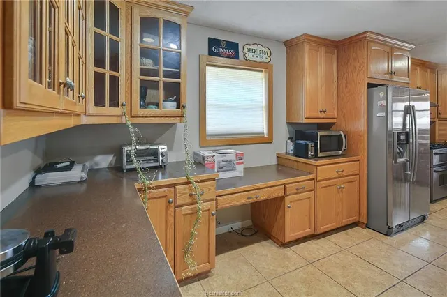 $3,500 | 305 West Brookside Drive, Bryan, TX 77801