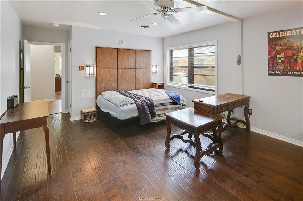 305 West Brookside Drive Bryan, TX 77801 - Photo 22 of 43