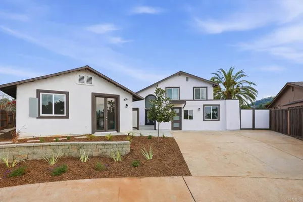 $1,533,000 | 1668-1672 Spanish Oak Place, El Cajon, CA 92019