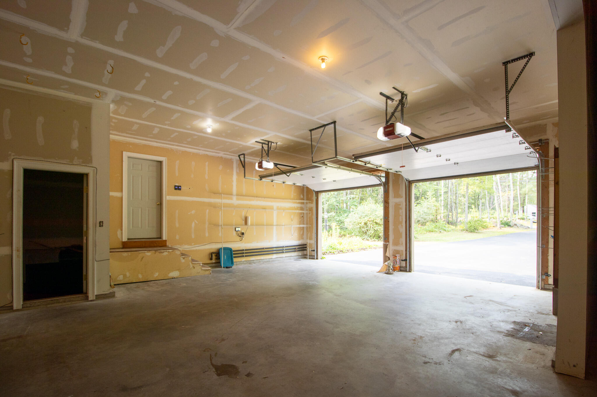 755 West Road Waterboro, ME 04087 - Photo 15 of 48 Garage