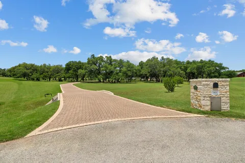 $2,370,000 | 343 Covered Wagon Way, Driftwood, TX 78619