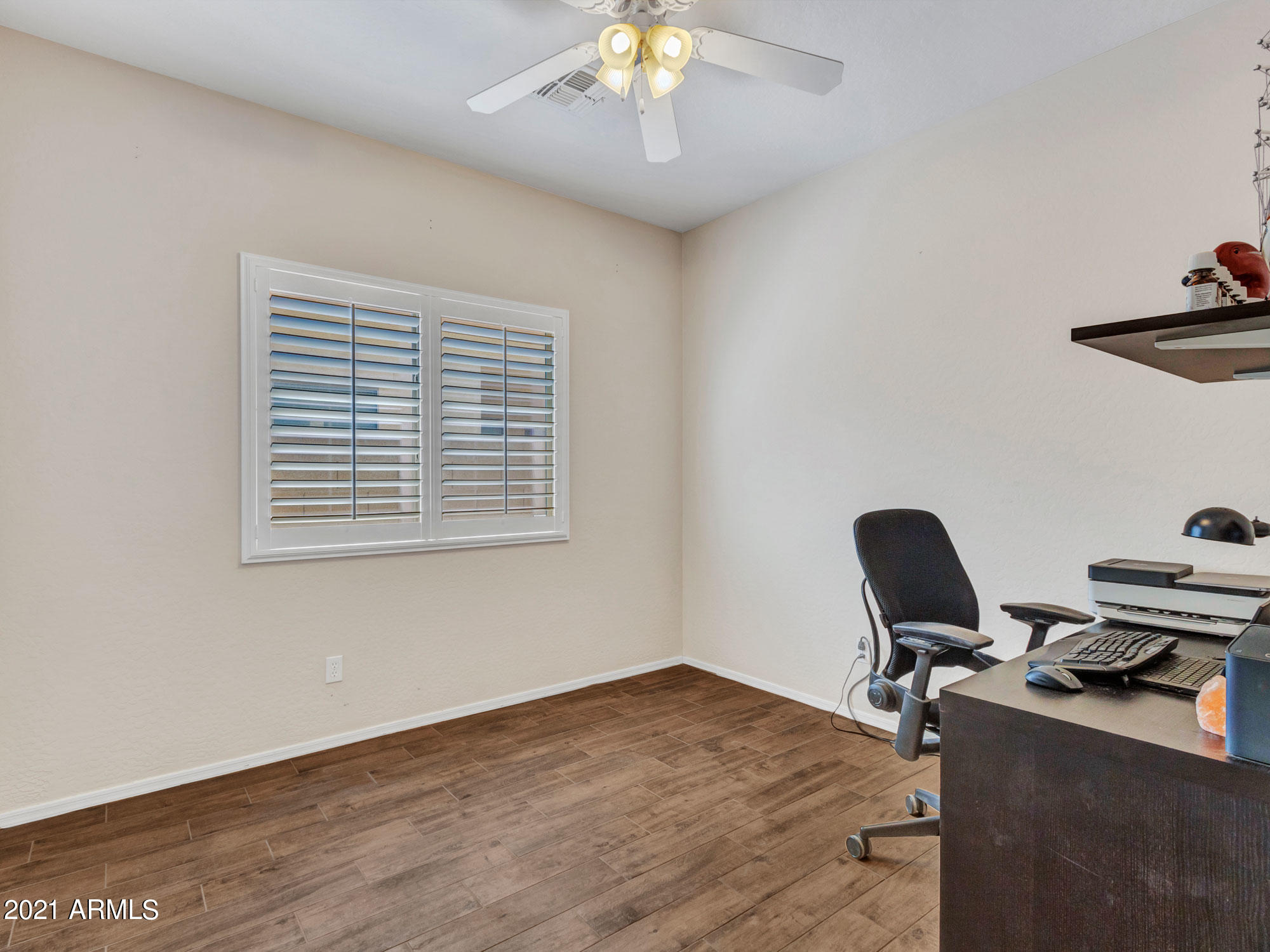 4622 West Cottontail Road Phoenix, AZ 85086 - Photo 20 of 34 4622 W Cottontail Rd_06-Bedroom3 (2)