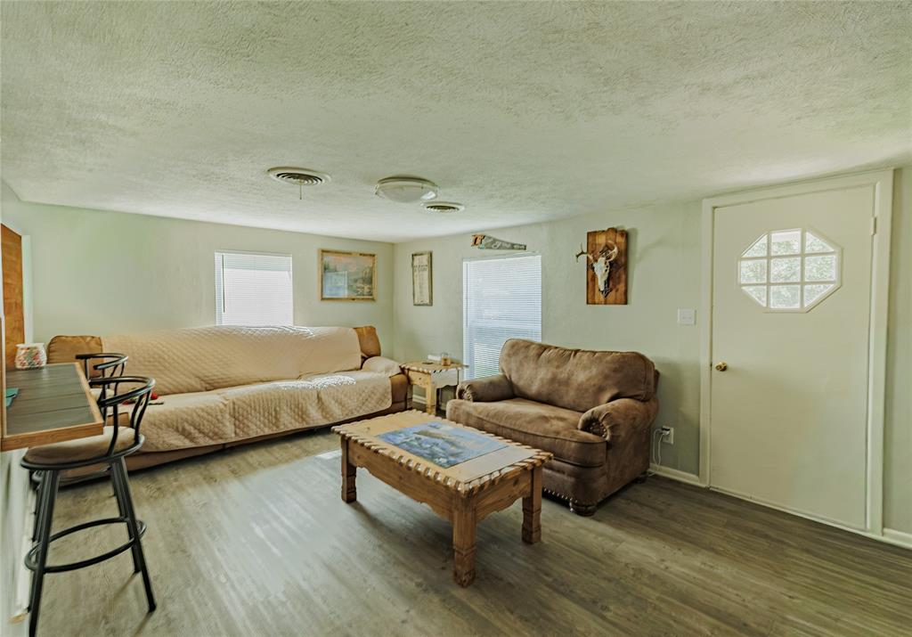 1103 East Old Chico Road Decatur, TX 76234 - Photo 7 of 21