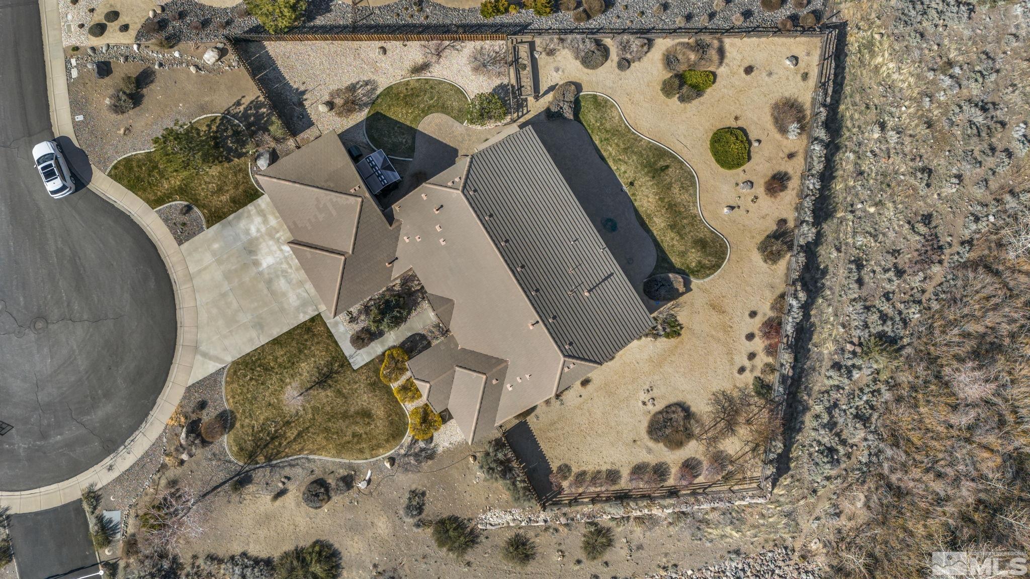 5544 New Mexico Court Reno, NV 89511 - Photo 36 of 39 view of a statue