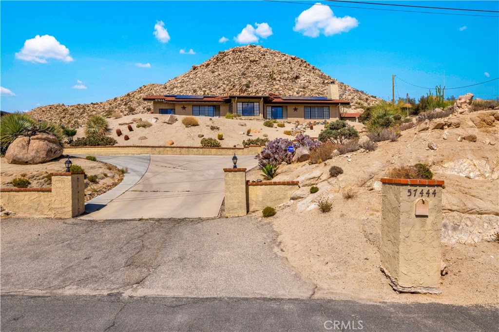 57444 Bandera Road Yucca Valley, CA 92284 - Photo 7 of 58 Gallery Image 7