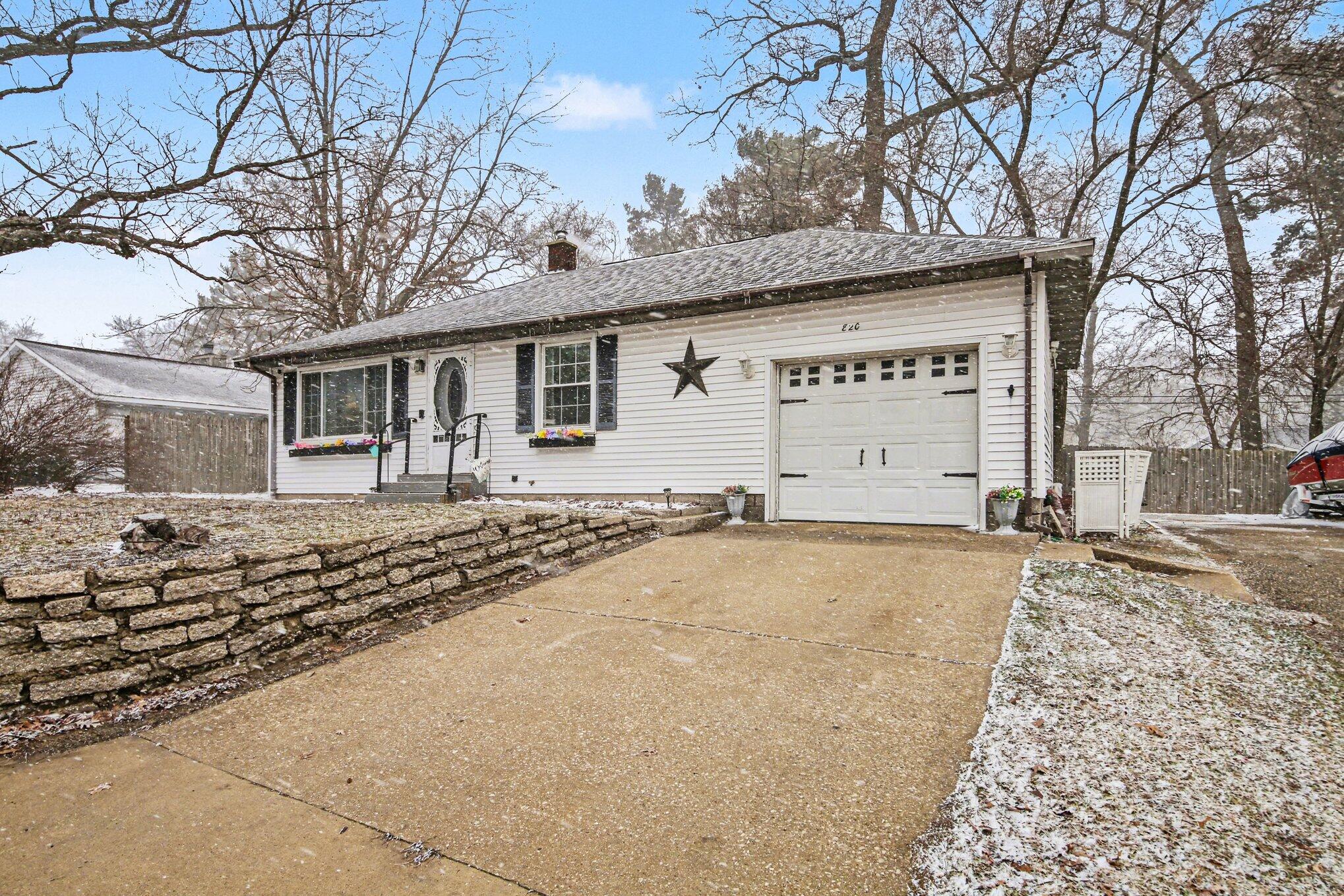 820 Quarterline Road Muskegon, MI 49442 - Photo 25 of 27 003_file_8950