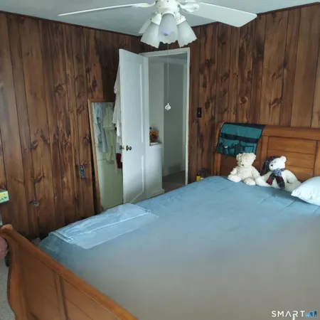 a bed room with a bed