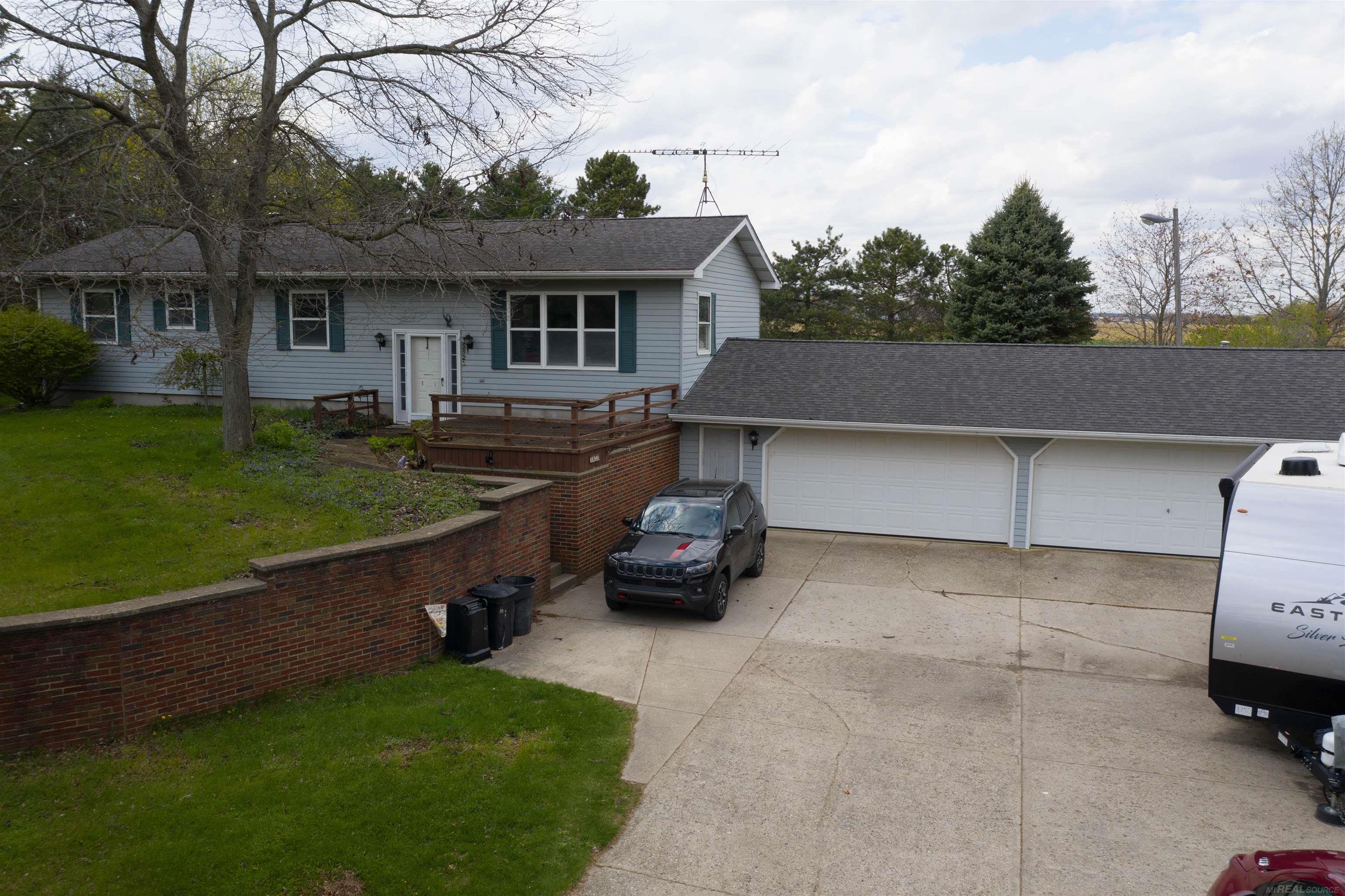5820 Lynd Road Marlette, MI 48453 - Photo 1 of 54