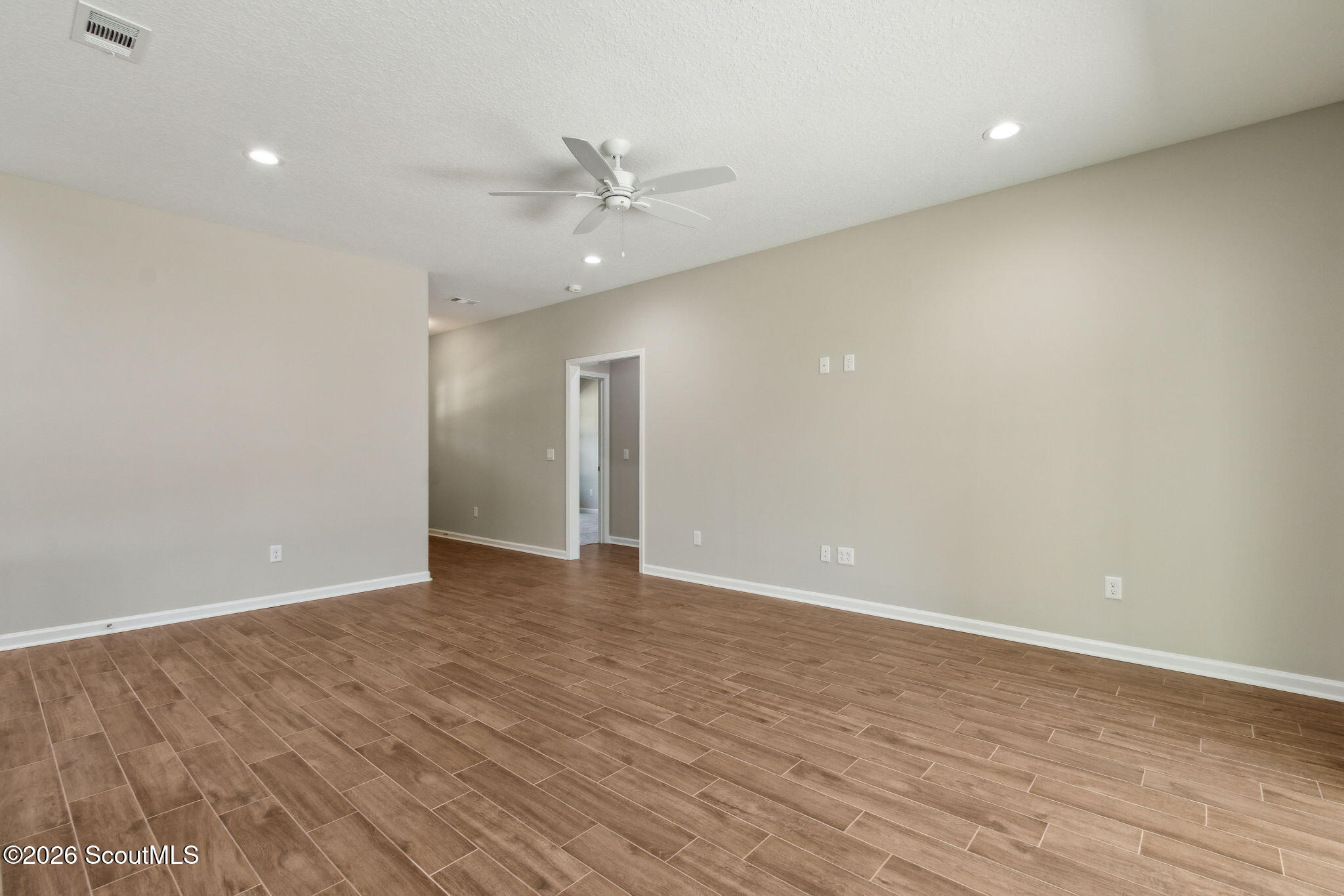 163 Herrin Road Woodbine, GA 31569 - Photo 5 of 25 11-web-or-mls-200 Washington St (11 of 5