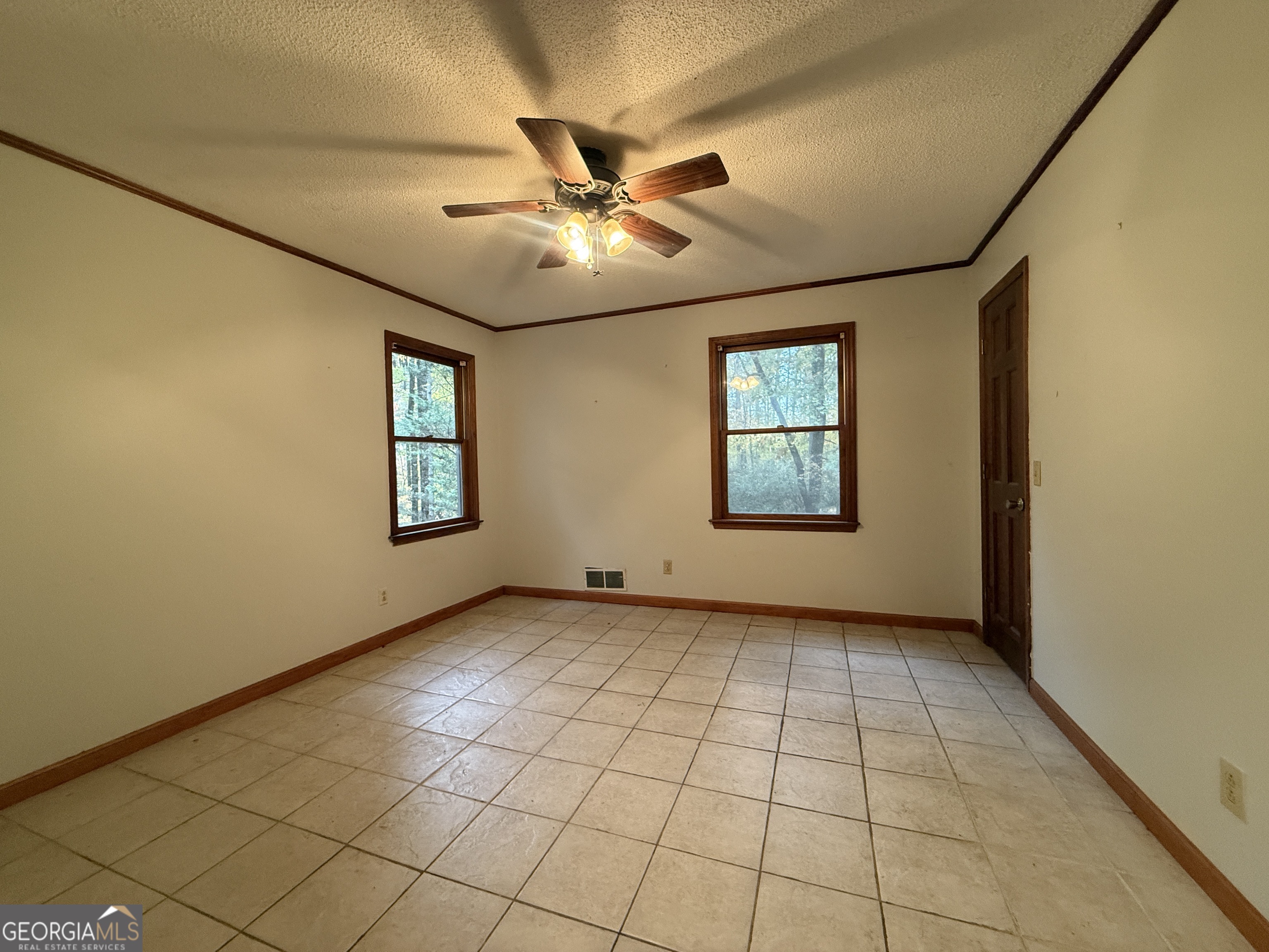 3197 Bridge Creek Road Tiger, GA 30576 - Photo 17 of 30 a view of an empty room with windows