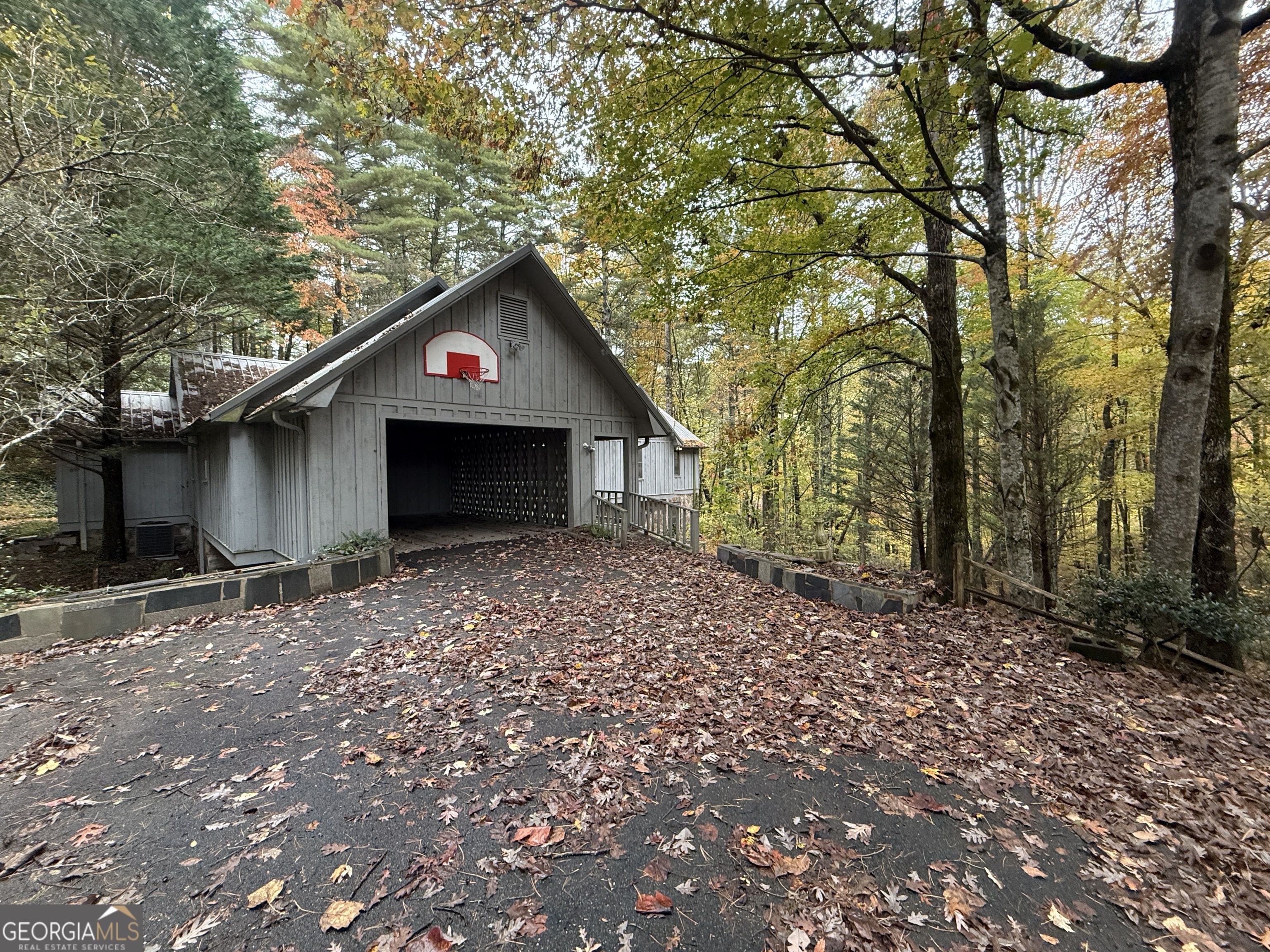 3197 Bridge Creek Road Tiger, GA 30576 - Photo 30 of 30 a front view of house with yard