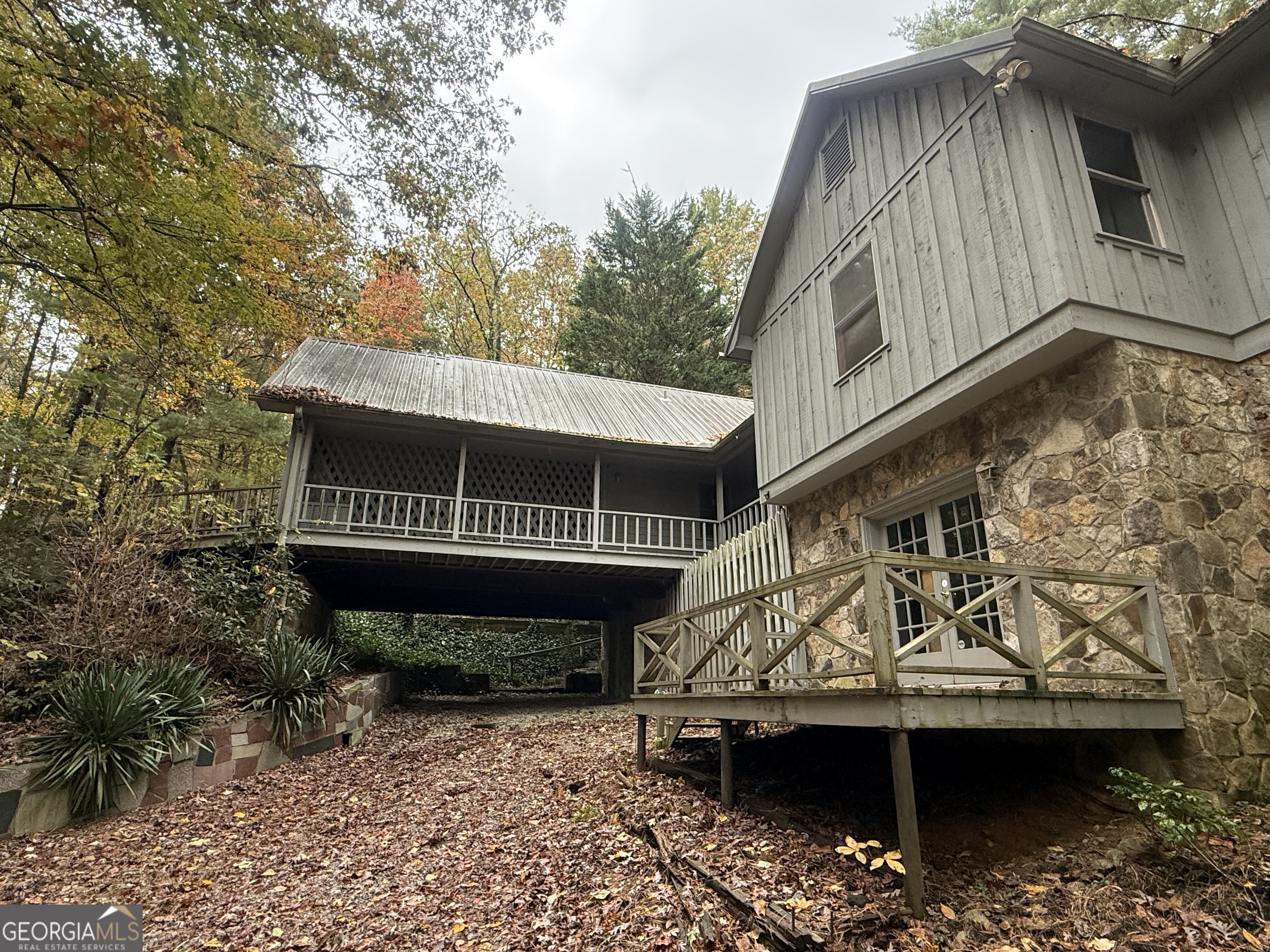 3197 Bridge Creek Road Tiger, GA 30576 - Photo 4 of 30 a view of small house with a yard