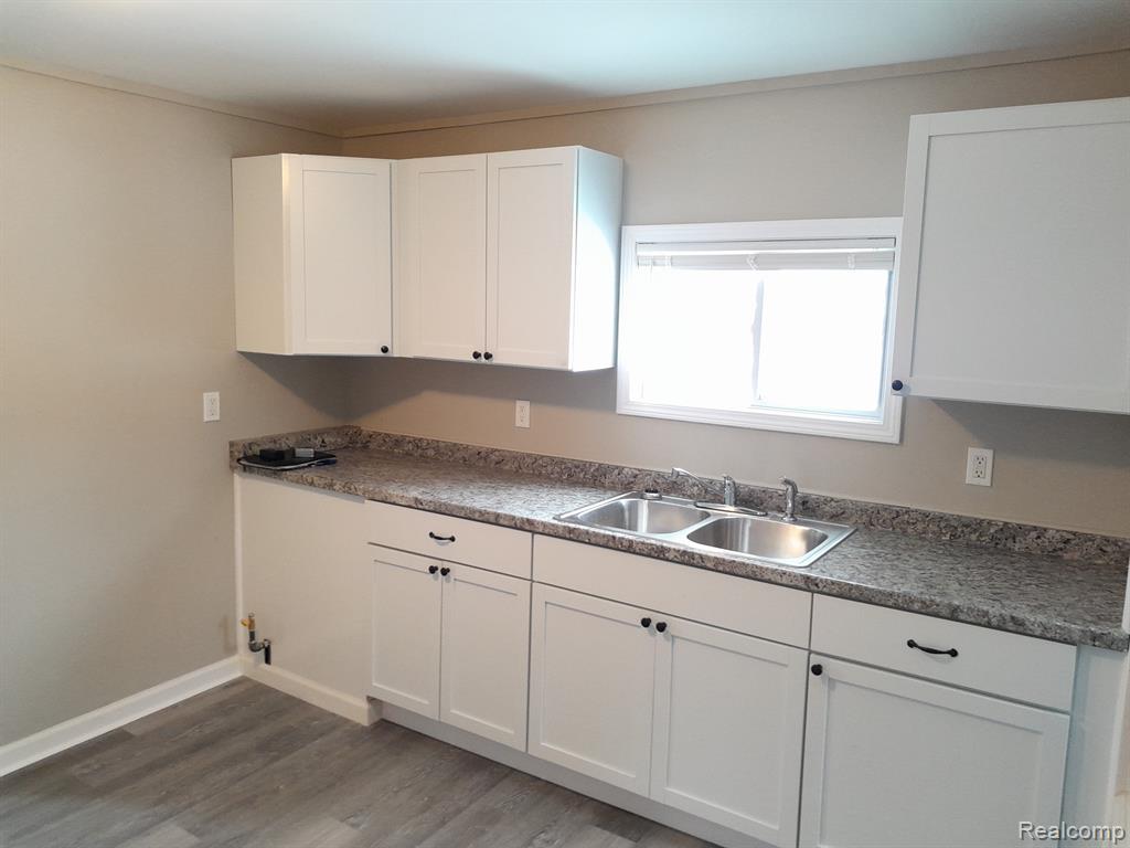 3314 North Genesee Road Flint, MI 48506 - Photo 8 of 29