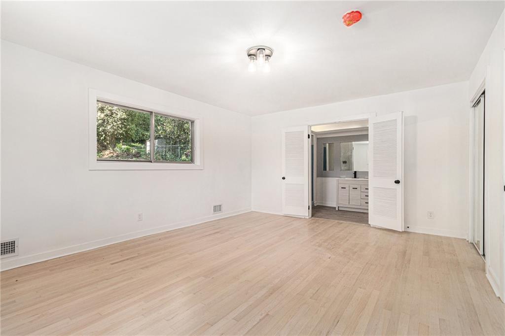 2311 Springside Lane Decatur, GA 30032 - Photo 9 of 23