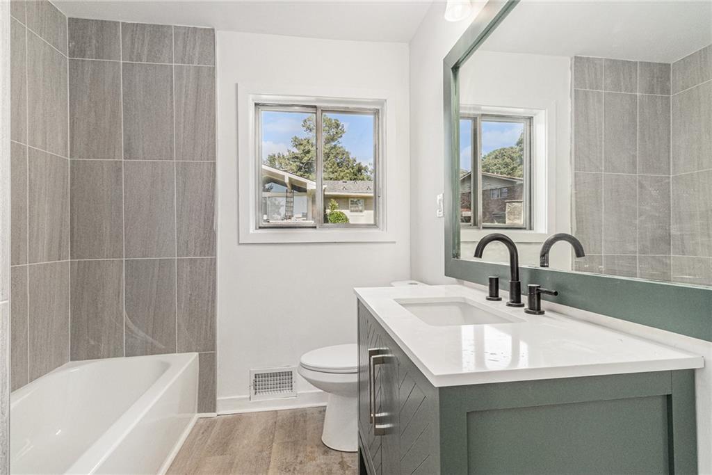 2311 Springside Lane Decatur, GA 30032 - Photo 10 of 23