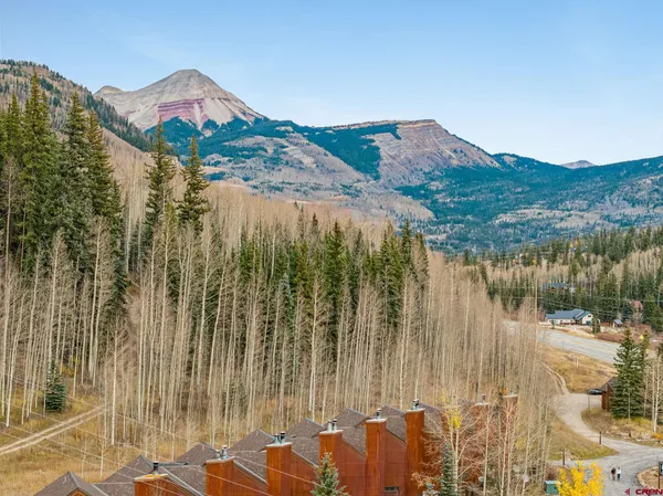 $289,999 | 166 Yankee Girl Court, Unit 212, Durango, CO 81301