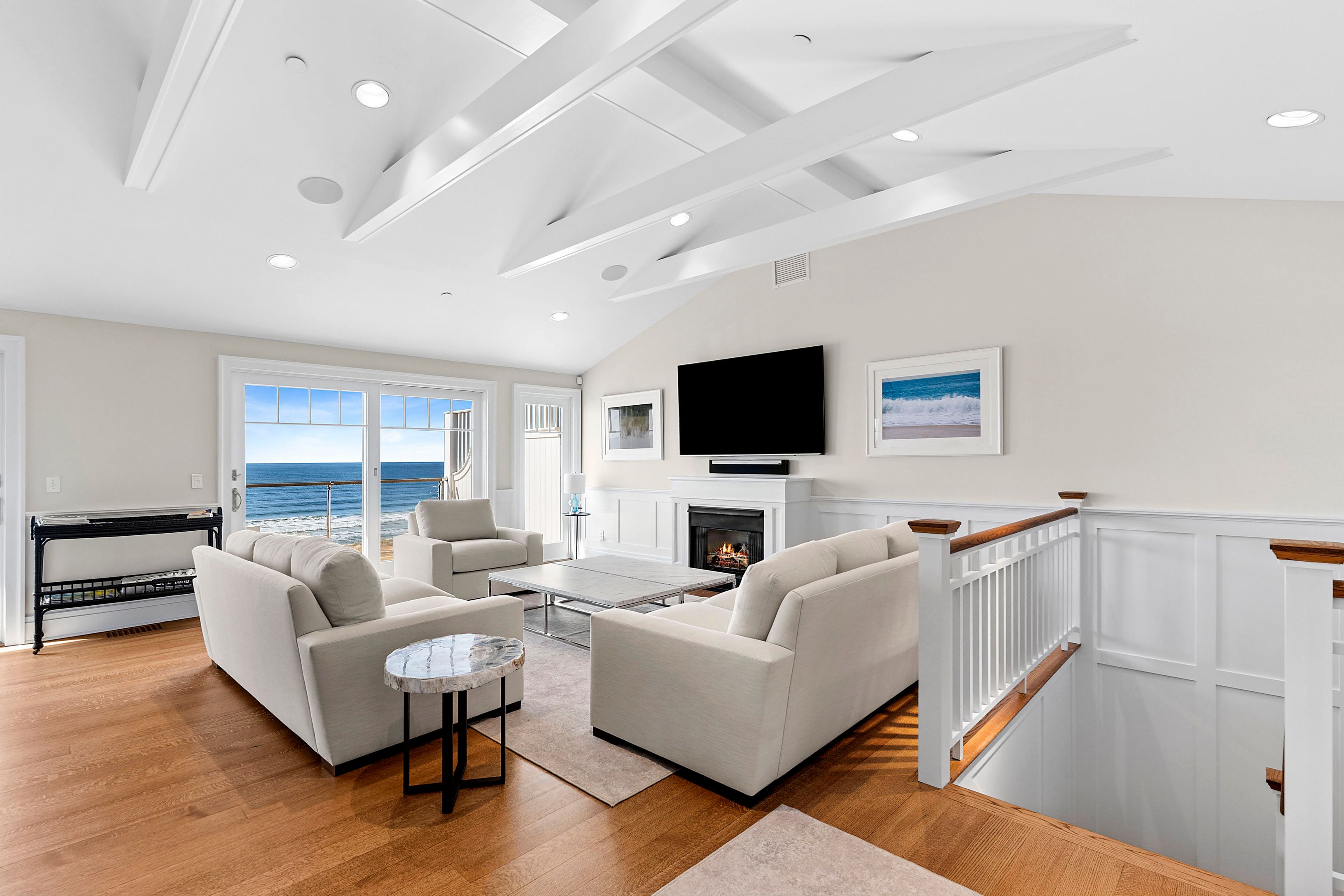 272 Old Montauk Highway, Unit 3 Montauk, NY 11954 - Photo 2 of 34