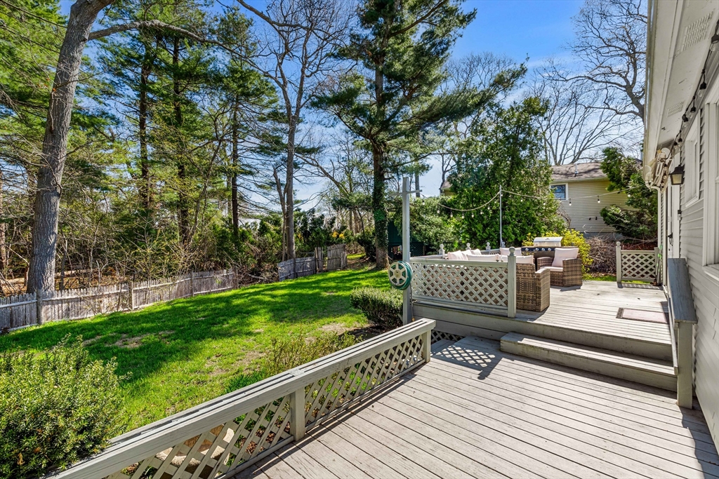 5 Pershing Avenue Acushnet, MA 02743 - Photo 27 of 33