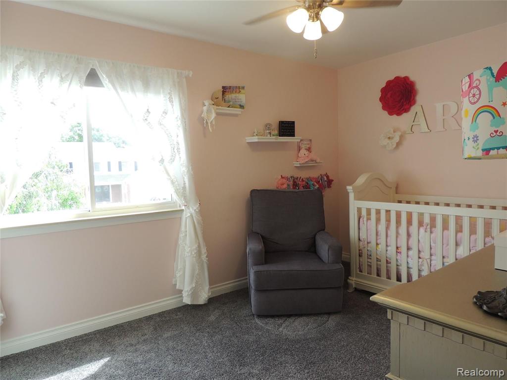 642 Baker Street Rochester Hills, MI 48307 - Photo 15 of 20