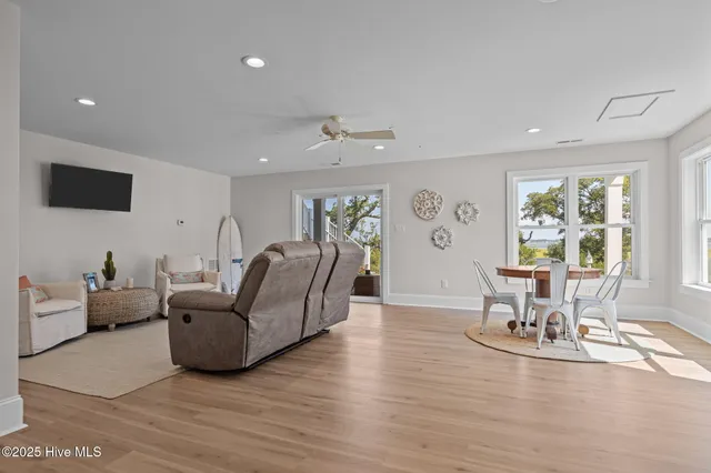 $2,260,000 | 10530 Coast Guard Road, Emerald Isle, NC 28594