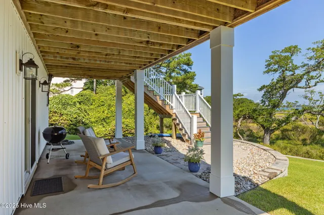 $2,260,000 | 10530 Coast Guard Road, Emerald Isle, NC 28594