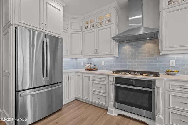 $2,260,000 | 10530 Coast Guard Road, Emerald Isle, NC 28594