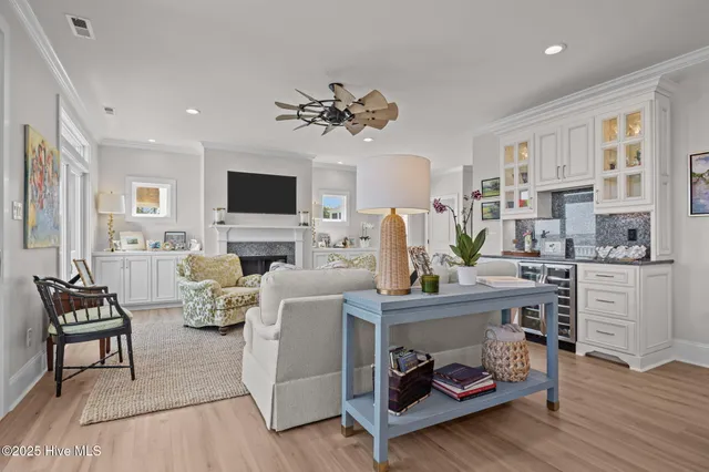 $2,260,000 | 10530 Coast Guard Road, Emerald Isle, NC 28594