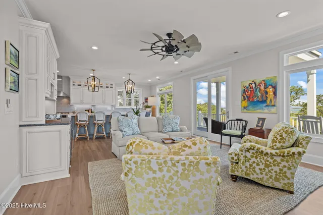 $2,260,000 | 10530 Coast Guard Road, Emerald Isle, NC 28594