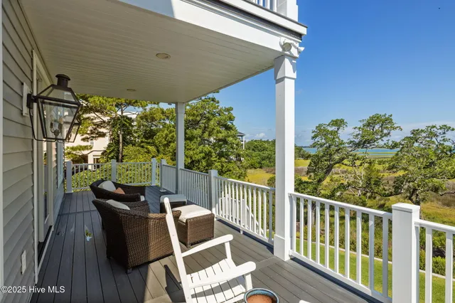 $2,260,000 | 10530 Coast Guard Road, Emerald Isle, NC 28594