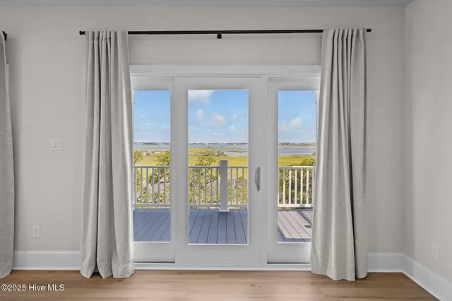 $2,260,000 | 10530 Coast Guard Road, Emerald Isle, NC 28594