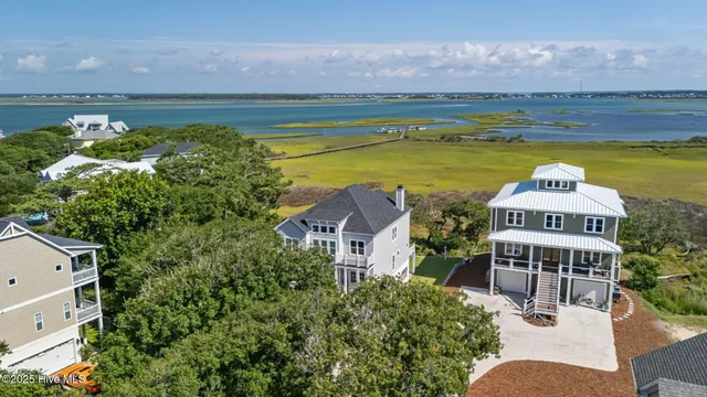 $2,260,000 | 10530 Coast Guard Road, Emerald Isle, NC 28594