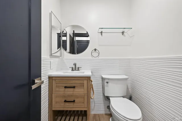 $425,000 | 1076 Eleanor Avenue, Rohnert Park, CA 94928