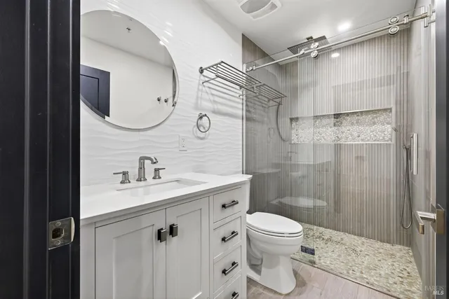 $425,000 | 1076 Eleanor Avenue, Rohnert Park, CA 94928