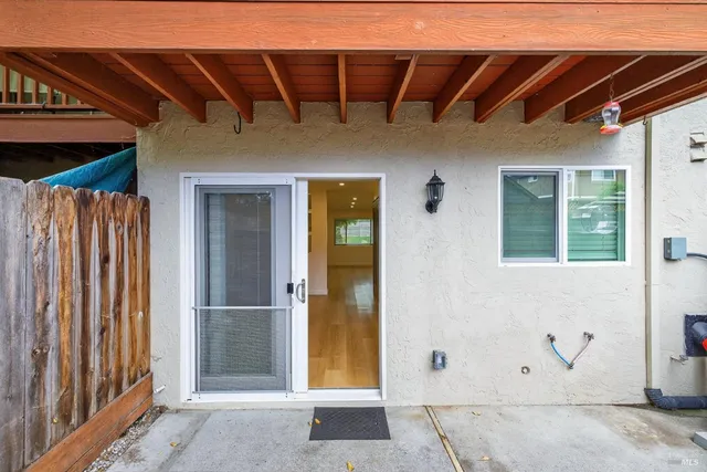 $425,000 | 1076 Eleanor Avenue, Rohnert Park, CA 94928