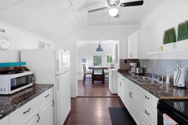 $3,500 | 204 South M Street, Unit UPSTAIRS, Lake Worth Beach, FL 33460