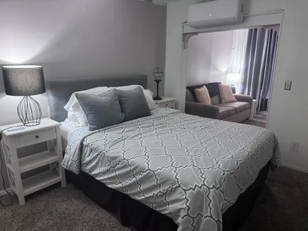 $3,500 | 204 South M Street, Unit UPSTAIRS, Lake Worth Beach, FL 33460