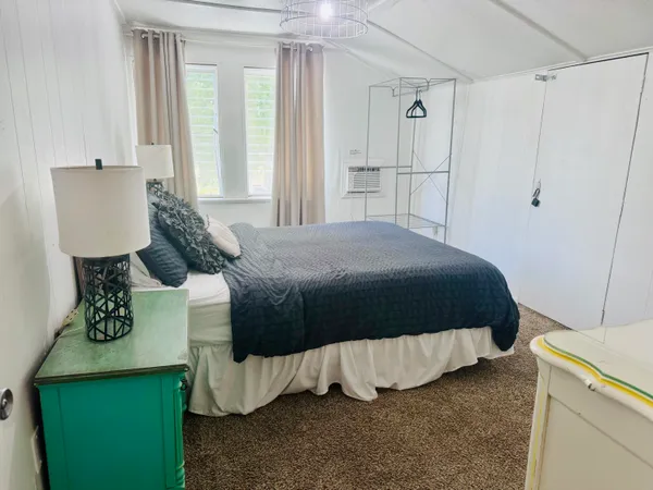 $3,500 | 204 South M Street, Unit UPSTAIRS, Lake Worth Beach, FL 33460