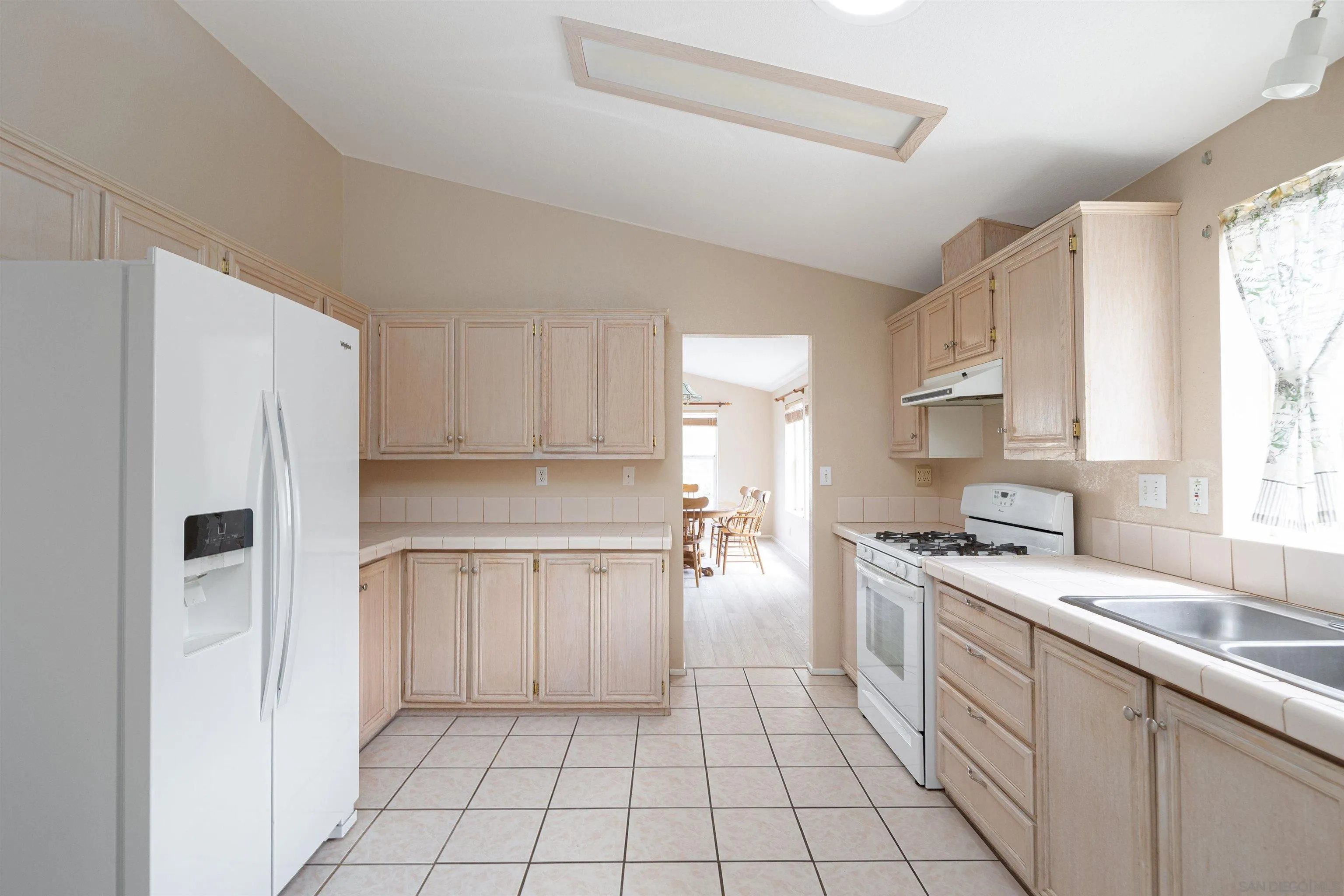 4650 Dulin Road, Unit 162 Fallbrook, CA 92003 - Photo 6 of 36 Gallery Image 6
